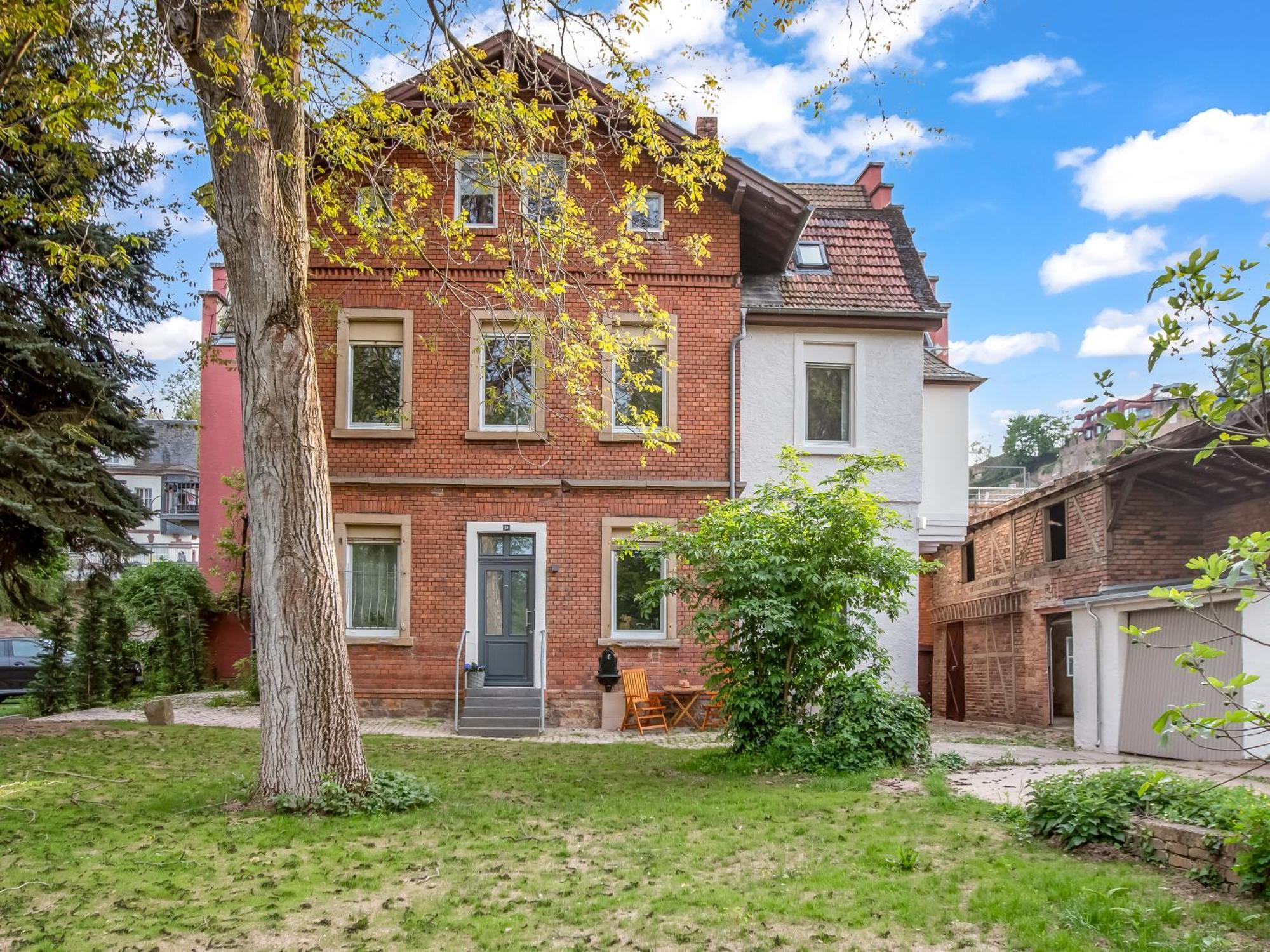 Altstadt Apartment Am Wasser Mit Parkplatz Und Grossem Garten باد كروزناش المظهر الخارجي الصورة